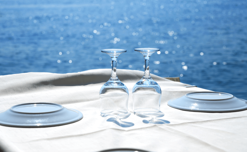 restaurante con vistas al mar